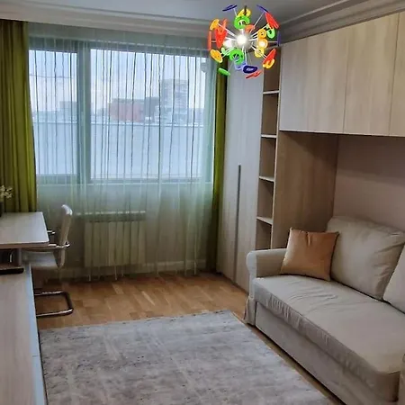 Apartament Луксозен Тристаен Апартамент В София Sofia